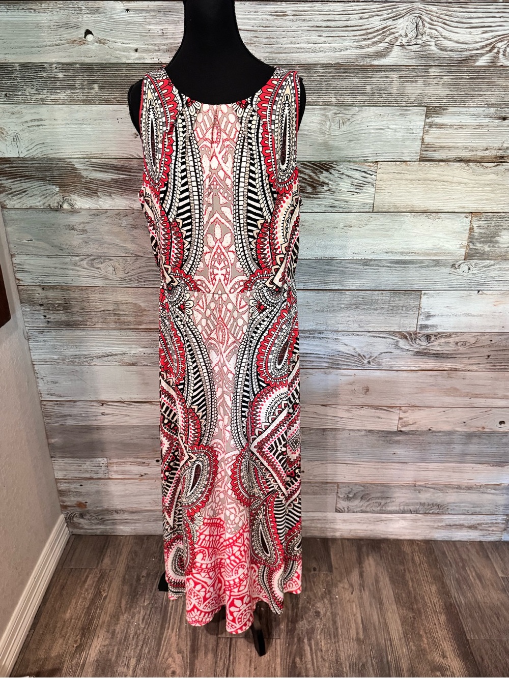 NWT Sleeveless Red & Black Patterned Maxi Dress